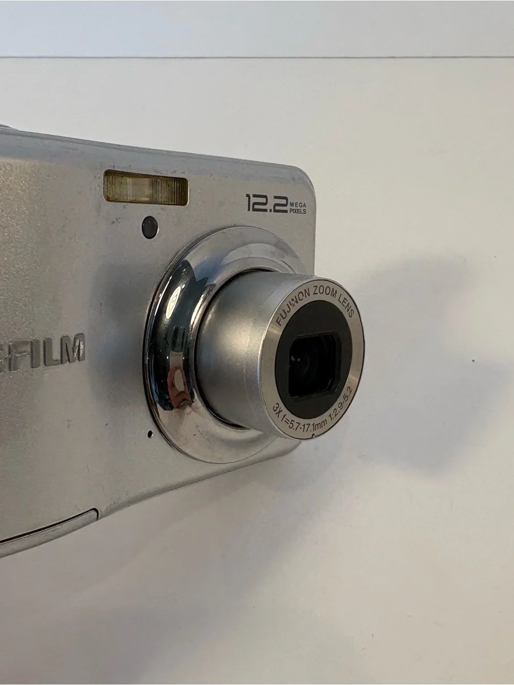 Fujifilm Digital Camera FinePix A220 12.2MP Silver Tested